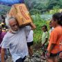 Xanana Gusmao Usung Dus Bantu Korban Banjir, Netizen: Ya Allah Trima Kasih