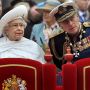 Tuai Simpati, Ini Alasan Ratu Duduk Sendirian di Pemakaman Pangeran Philip