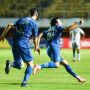 Hasil BRI Liga 1: Febri Kartu Merah, Tendangan Bebas Ezra Walian Selamatkan Persib Bandung dari Keganasan Dewa United