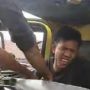 Duh, Sopir Truk Terjepit Gegara Kakek Dayung Becak