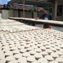 Tiap Ramadhan, Produksi Rumahan Kue Satu di Kasemen Banjir Pesanan