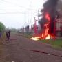 Terdengar Empat Kali Ledakan dan Kilat, Gardu PLTG Jakabaring Terbakar