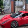 Begini Jadinya Jika Mobil 'Ferrari' Jadi Armada Jualan Semangka, Mewah!