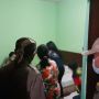 Lagi Asyik Ngamar, Lima Pria Kaget Diringkus Bersama 29 PSK di Bogor