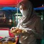Kisah Eks Pramugari Jualan Lontong Sayur di Pinggir Jalan dan Bocoran Resep