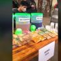 Viral Cowok Ganteng Jualan Takjil, Kaum Hawa Malah Ngeluh Begini