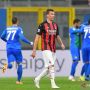 Berlutut di Kaki Pemain Sassuolo, AC Milan Dipermalukan di San Siro