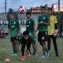9 Pemain Menepi, PSS Bakal Main Habis-habisan Kontra PSM Makassar