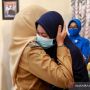 Istri Kru KRI Nanggala 402: Suami Saya Sudah Tenang di Sisi Allah, Bu...