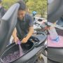 Viral Pemuda Ubah Jok Motor Jadi Wadah Minuman, Publik: Terlalu Pintar