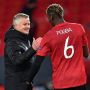 Potret Paul Pogba Buka Puasa di Tengah Laga Manchester United vs AS Roma