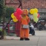 Mantan Kuli Bangunan Jadi Badut Penjual Balon, Bongkar Rahasia Curang