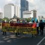 FPR dan GSBI Gelar Aksi May Day, Polisi Tutup Jalan ke Istana Negara