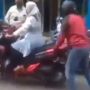Video Motor Masih Ditunggangi Diangkat Debt Collector Pakai Tangan Kosong