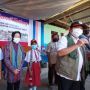 Mensos dan Menko PMK Serahkan Bantuan untuk Korban Bencana di NTT