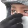 Viral Pemotor Wanita Nangis Minta Diperbolehkan Mudik, PHK Jadi Sebabnya