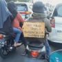 Biar Tak Kena Razia Pemudik, Akal-akalan Pemotor Ini Kocak Abis