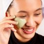 Wajib Tahu, Ini Tips Pilih Skincare Untuk Kulit Berminyak dan Berjerawat