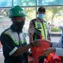 Pelindo IV Bagikan 5.456 Paket Sembako Gratis ke Masyarakat