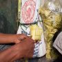 Pedagang Janur Ketupat Lebaran dari Pandeglang Mulai Datangi Serpong