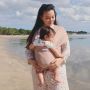 8 Potret Asmirandah Momong Anak, Sudah Nggak Bersahabat dengan Heels