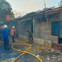 3 Petak Kontrakan Ustaz Marullah di Pondok Gede Bekasi Hangus Dilalap Api
