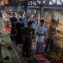 Shalat Idul Fitri di Stasiun Kereta Api Kampung Bandan