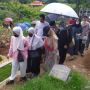Kuburan TPU Cikadut Dibongkar Paksa Keluarga, Rumah Sakit Salah Vonis Jasad COVID-19