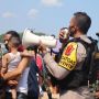 Tutup Akses Menuju Anyer, Polisi Usir Wisatawan Berhasil Masuk ke Pantai