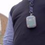 Cara Jaga Jarak Aman dengan Gunakan Kalung Sensor Pemantau