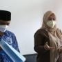 Absen Hari Pertama Kerja, Bupati Pandeglang Irna Narulita Potong Tunjangan