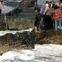Viral Video Penyelamatan Pasutri Tergulung Ombak di Pantai Karanghawu