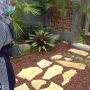 7 Potret Rumah Adik Shanty Denny, Halaman Belakangnya Mewah
