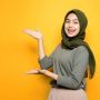 4 Bahan Hijab Anti Gerah, Dijamin Betah!