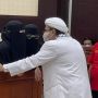 Curhat Lewat Pleidoi, Rizieq: Saya Diperlakukan Seperti Tahanan Teroris!