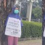 Viral! Aksi Wanita Minta Bantuan untuk Daftar Sekolah Tuai Kritik Publik