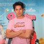Bagikan Video Mobil Terbalik dan Ringsek, Fero Walandouw Kecelakaan?