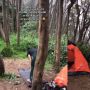 Viral Pemuda Salat di Hutan Beda Arah Kiblat, Jadi Perdebatan Publik
