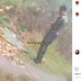 Viral Video Anggota TNI Salat di Tengah Hujan, Netizen: Masya Allah