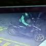 Viral, Pencuri Sepeda Motor Beraksi di Minimarket Pasir Kuda Bogor