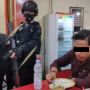 Viral Warung Digerebek Pas Lagi Enak-enak Makan, Warganet: Pesta Pejabat Gimana?
