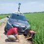 Honda HRV Nyaris Nyungsep ke Sawah Malah Panen Sindiran, Benda di Atas Mobil Jadi Sebabnya