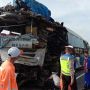 Dua Bus Medan Tabrakan di Tol Pekanbaru-Dumai, Ada yang Tewas Terjepit