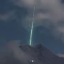 Alasan Mengapa Meteor Jatuh di Gunung Merapi Berwarna Hijau