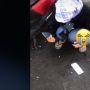 Cengengesan Dikira Candaan, Cewek Banting Kado Padahal Isinya HP Mahal