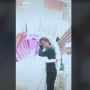 Viral Pria Ini Menangis saat Peluk Pengantin Wanita, Alasannya Bikin Ikut Mewek