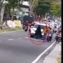 Viral Wanita Bercadar Diduga Ngambek Bikin Jalanan Macet, Publik: Kirain Lagi Karnaval