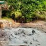Semburan Lumpur Berbau Belerang di Cirebon Makin Membesar