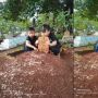 Kisah Haru Bocah Tak Henti Memanggil Tiap Berkunjung ke Makam Ibunya