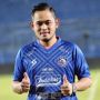 Royal Abis! 6 Hal Tak Terduga Dilakukan Presiden Arema FC Gilang Widya Pramana
